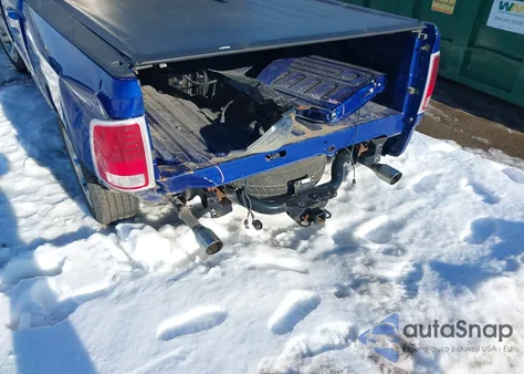 2014 Ram 1500 Laramie z USA, uszkodzony, nr VIN 1C6RR7NT1ES246163